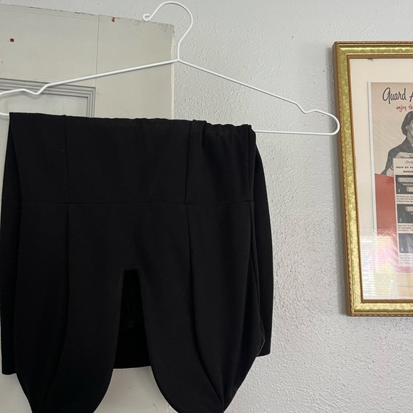 H:ours - Picture 2 of 2